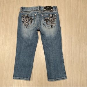 Miss Me Capri Jeans Size 26 Bling Pockets Fleur De Lis